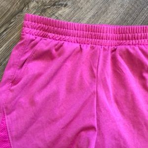 Athletic Works Bottoms - Athletic Girls Pi k Shorts - Size Medium (7/8) Athletic Works Bottoms - Athletic Girls Pi k Shorts - Size Medium (7/8)